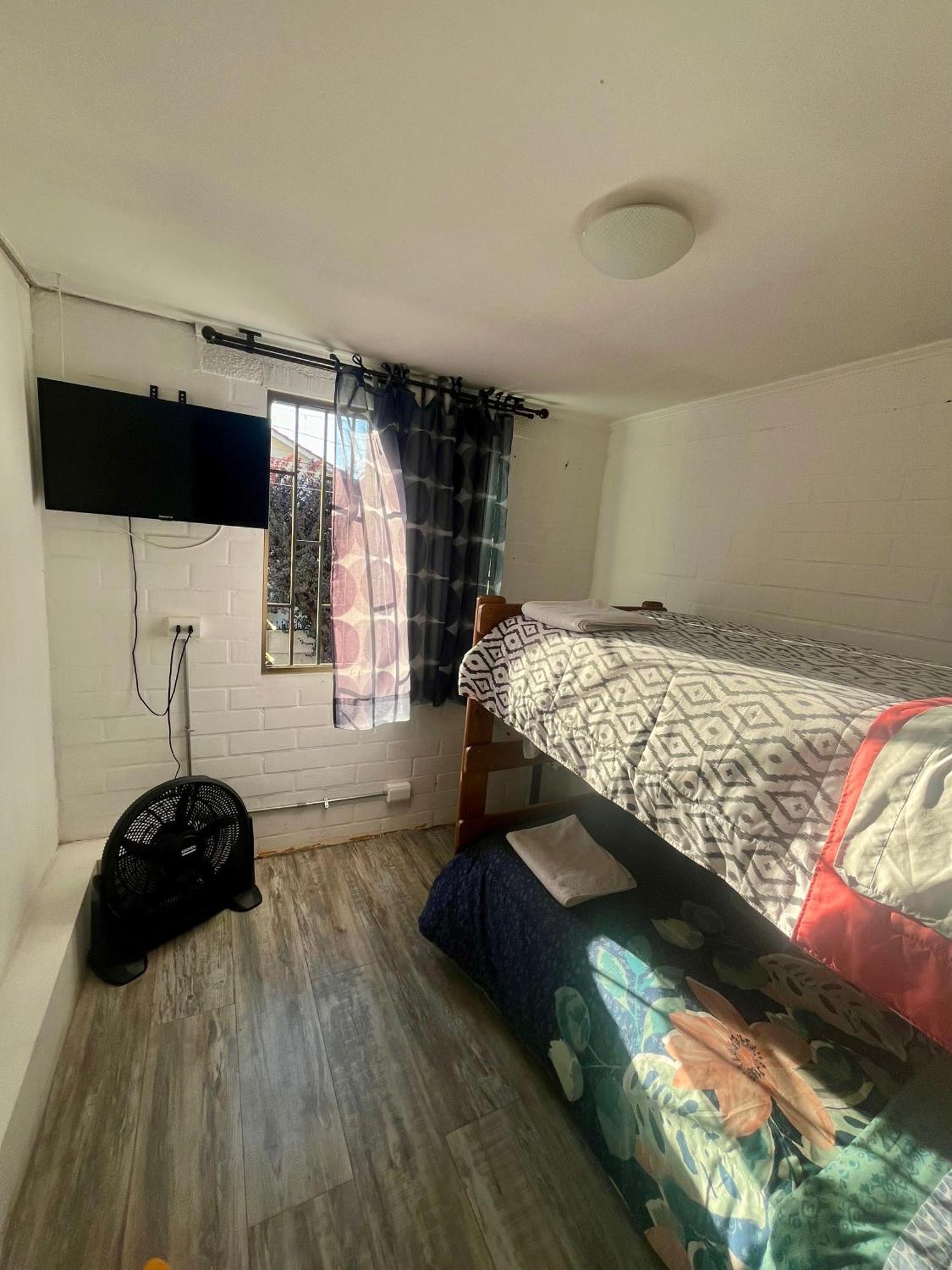 Hostel Tu Espacio Re - Casa II Cerca Del Aeropuerto Santiago de Chile Eksteriør billede